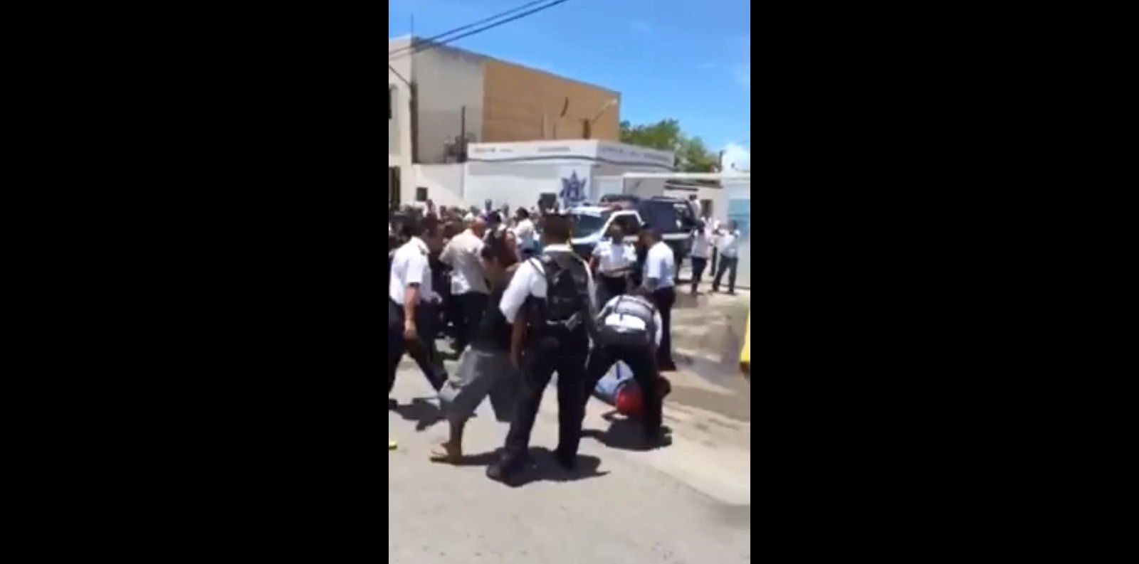 El origen de la manifestación en el palacio municipal