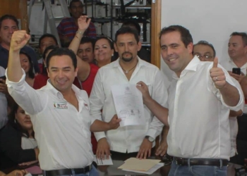 Constancia de mayoría oficializa triunfo de Chanito Toledo