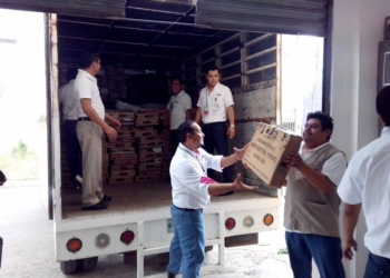 Inicia reparto de material electoral en el Distrito 02