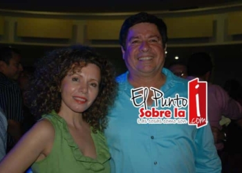 “Sambay macho” ilumina unidad deportiva de la Sec. Técnica # 2