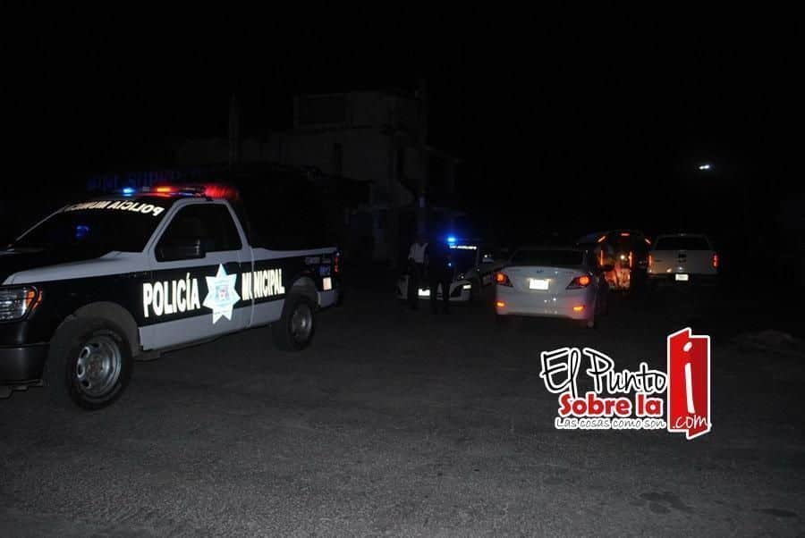 Arrastras, solitario ladrón se lleva moto