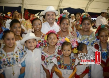 Preserva Mauricio Góngora festividades y tradiciones de Solidaridad