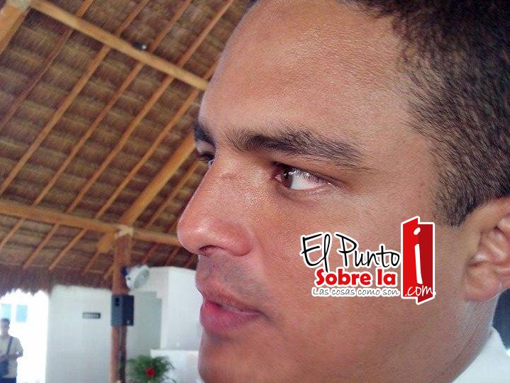 Raymundo King se reserva sus aspiraciones