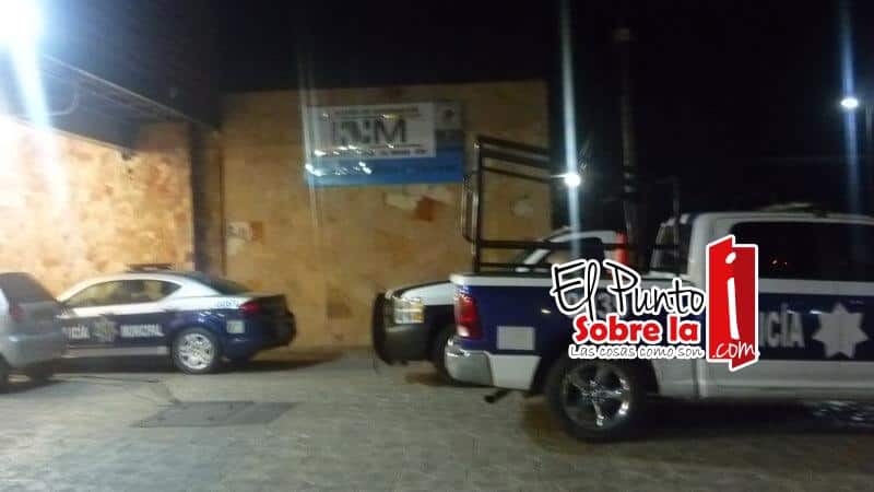 Por hambre tres salvadoreños ilegales se entregan a la justicia