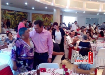 Paul Carrillo mendiga amor en tierra ajena