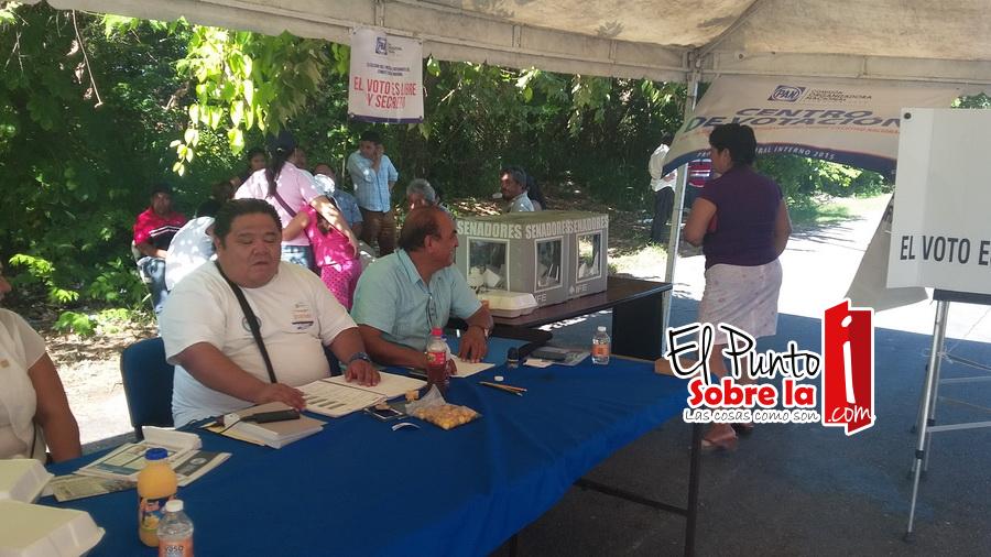 Acarreos y presión de la dirigencia estatal a la militancia da el triunfo a Ricardo Anaya en Quintana Roo