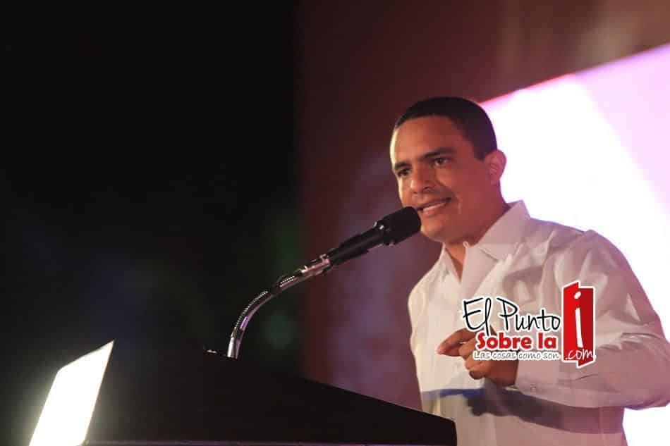 Muerto el Rey (Abuxapqui), viva Ray (mundo) King