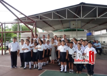Inicia Arlet Mólgora en Chetumal el programa “Fomento de los valores cívicos”