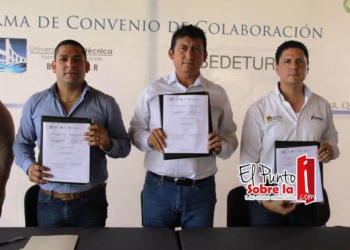 Firma Contreras Méndez convenio entre la UPB y la Secretaria De Turismo Del Estado