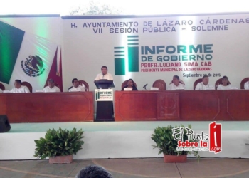 Luciano Simá, rinde cuentas a los lazarocardenenses