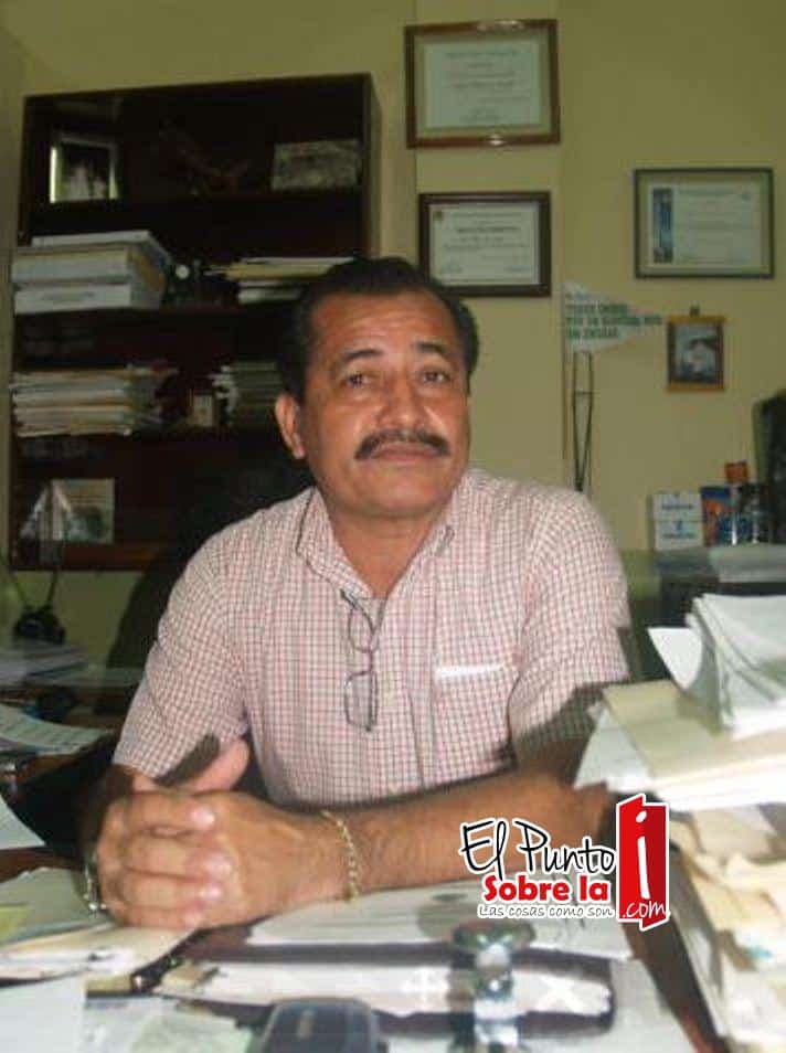 El añejo líder de padres de familia en Quintana Roo, Javier Villanueva, insiste en burlarse de sus agremiados