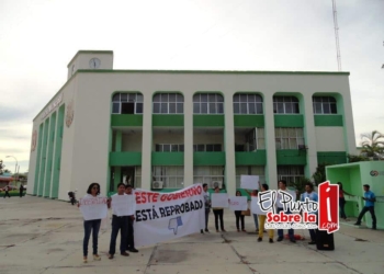 Población capitalina sigue manifestándose contra Abuxapqui