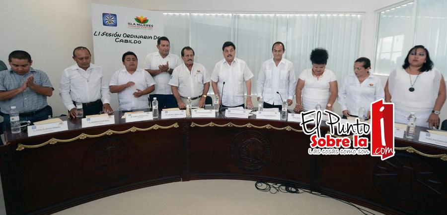 Con el voto en contra del PRD, designan a Juan Carrillo secretario de Isla Mujeres