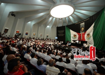 Celebran 41 años de soberanía y éxito en Quintana Roo