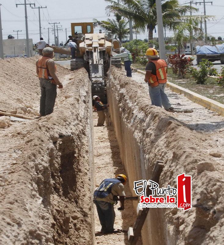 Avanza construcción del colector de aguas residuales “El Cielo”