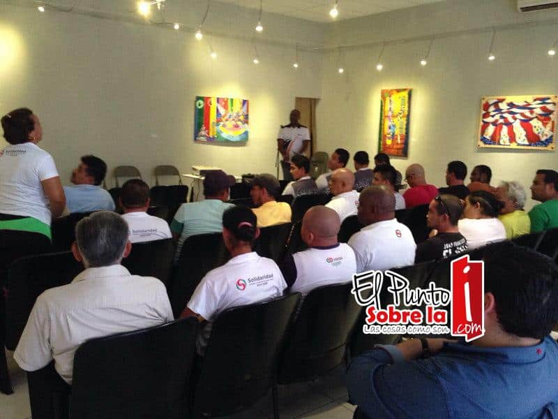 Instruye Mauricio Góngora capacitar a entrenadores para un mejor desarrollo de deportistas