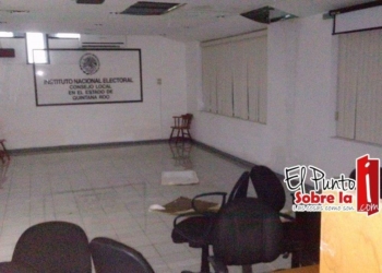 Se le cae el “teatro” al Vocal Ejecutivo del INE