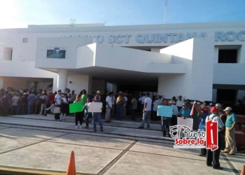Ejidatarios de Juan Sarabia toman la SCT en forma definitiva