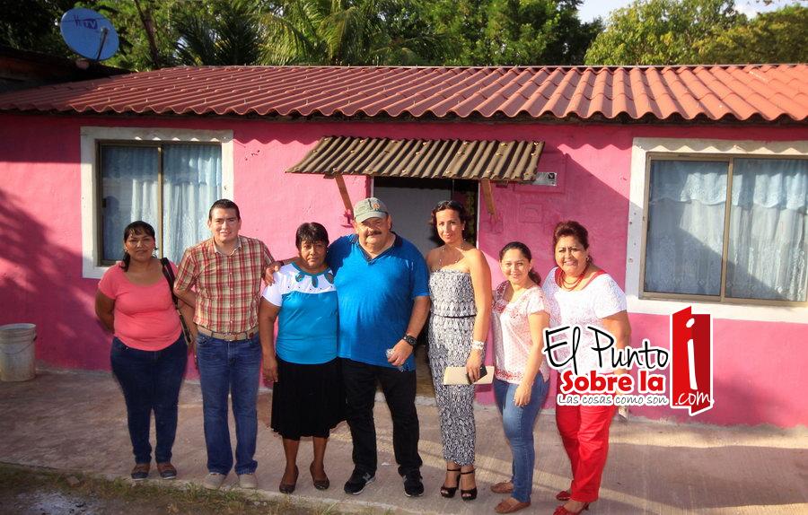 Entrega Abuxapqui primeros techos de fibrocemento en la zona rural