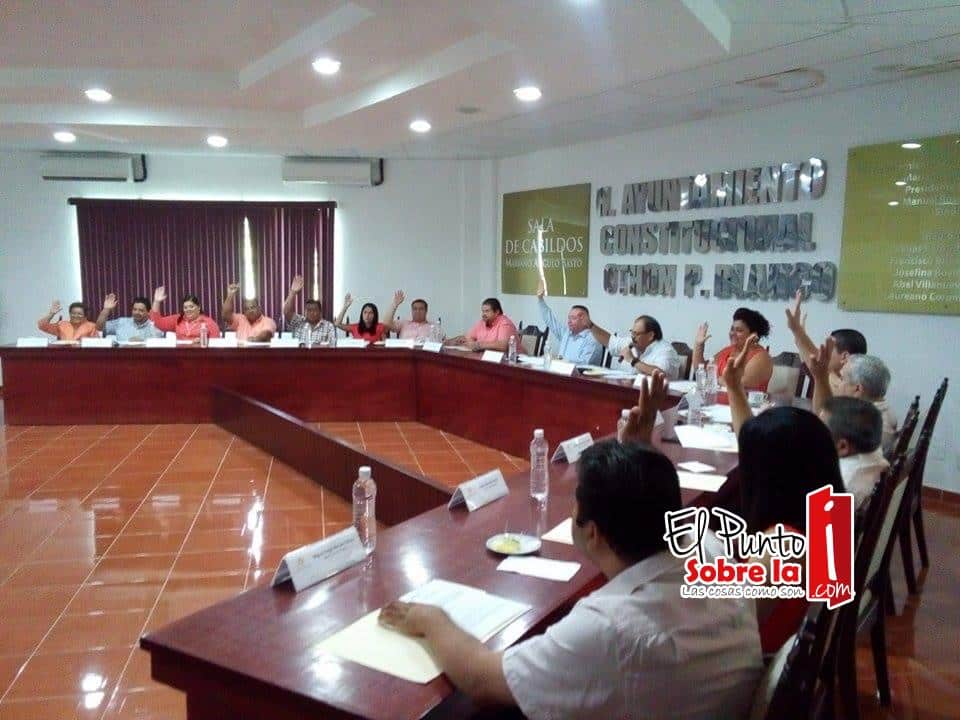 Meten cuchillo del 50% a las compensaciones de los funcionarios de OPB