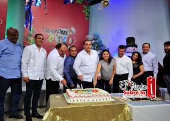 Salud para la banda de “Chismorreo Político”