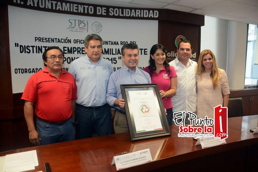 Recibe Mauricio Góngora reconocimiento por su compromiso con las buenas prácticas laborales