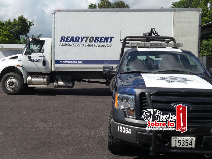 Roban vehículo pesado para contrabando