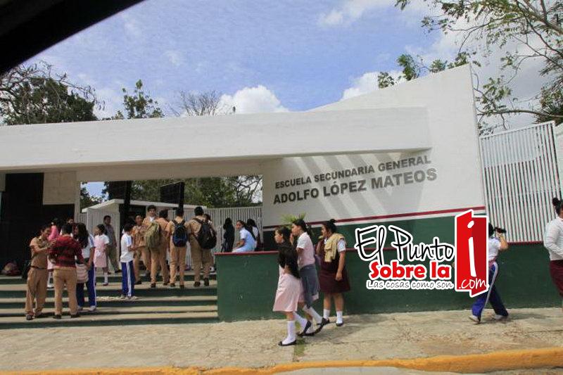 ¿Comida “chatarra” en la secundaria Adolfo López Mateos?