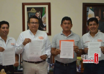 Firma “Chepe” acuerdo para descuentos en el pago del predial a los maestros del SNTE