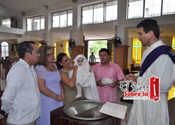 Bautizan a Fernanda Aine Montalvo Castillo