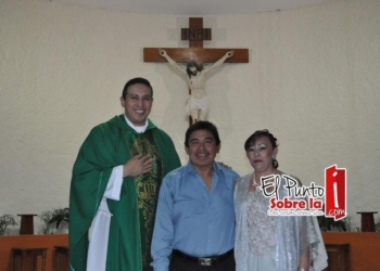 Bodas de plata celebran Clemente y Marbella