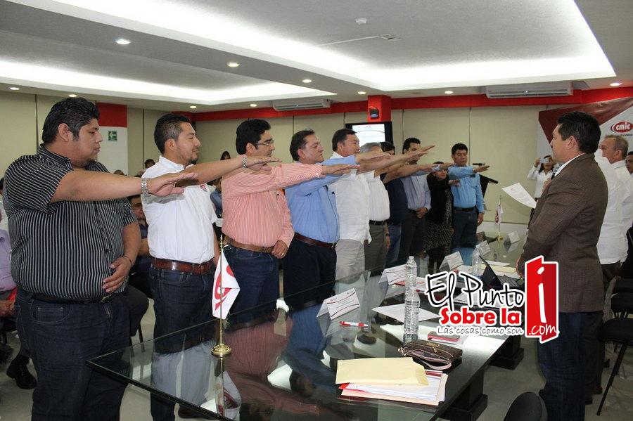 CMIC, rinde protesta el nuevo Comité Directivo para el periodo 2016-2018