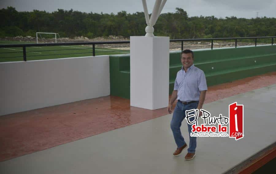 Mauricio Góngora moderniza Puerto Aventuras