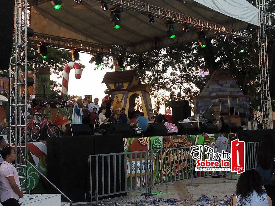 Celebra DIF Quintana Roo Día de Reyes con los capitalinos