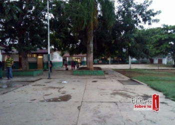 Frío y confusión generan ausentismo en retorno a clases