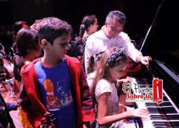 Mauricio Góngora impulsa el desarrollo artístico de niños y jóvenes