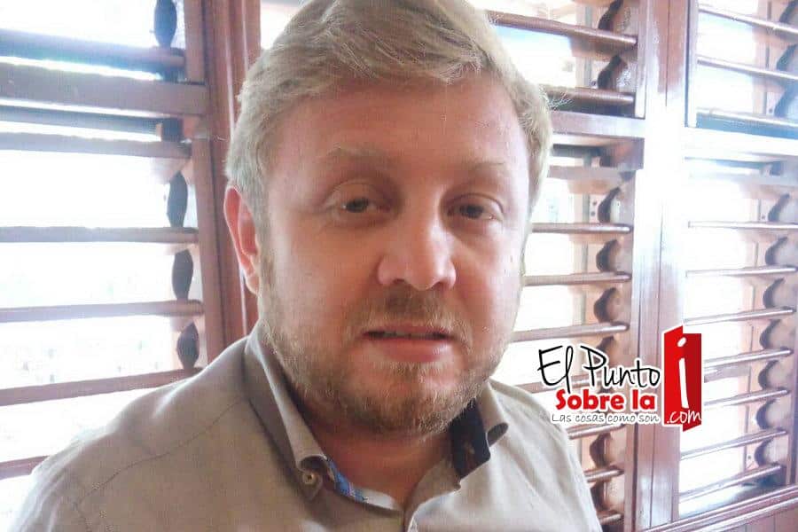 Alertan por psicólogos patitos