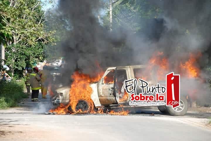 Se incendia vehículo del IQM en JMM