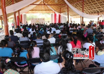 Celebra DIF Bacalar la unión de 67 parejas
