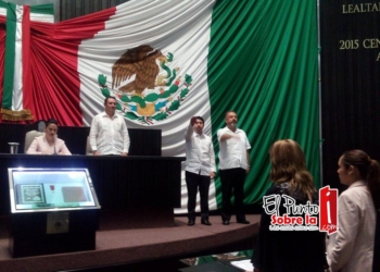 Víctor Maas llega con las manos vacías al Congreso