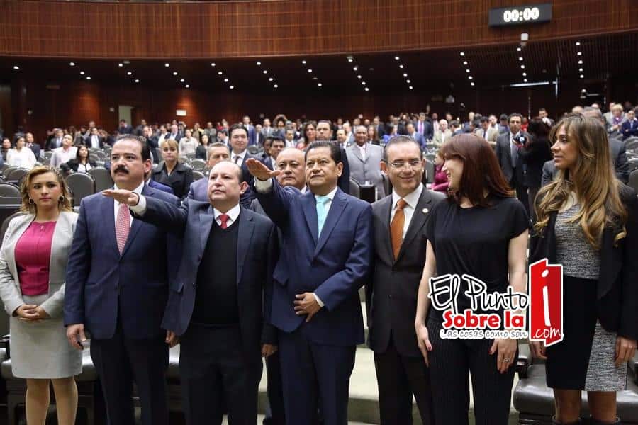 Relevo de diputados federales