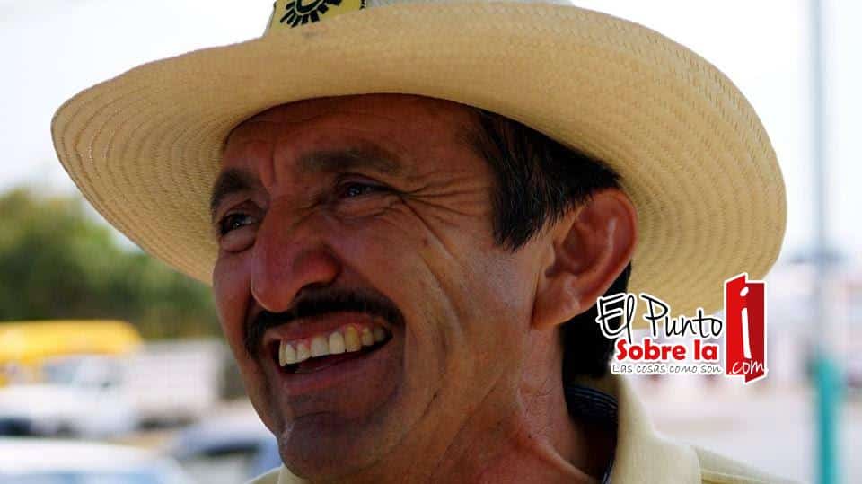 Domingo Flota, con un pie en la candidatura del PRD-PAN