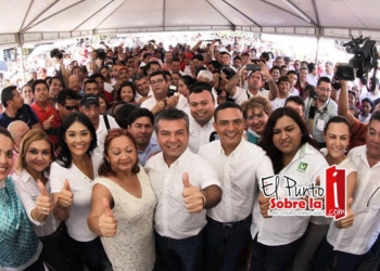 Priístas, verdes y aliancistas acompañaron a Mauricio Góngora al Ieqroo