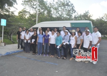 Promociona la UQRoo su oferta académica en la Zona Maya