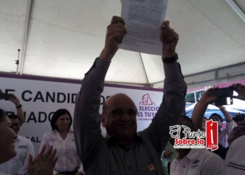 Rogelio Márquez se registra como candidato del PES a Gobernador de Q. Roo