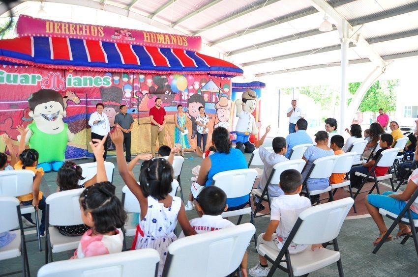 Celebran a niñez quintanarroense enseñando sus derechos