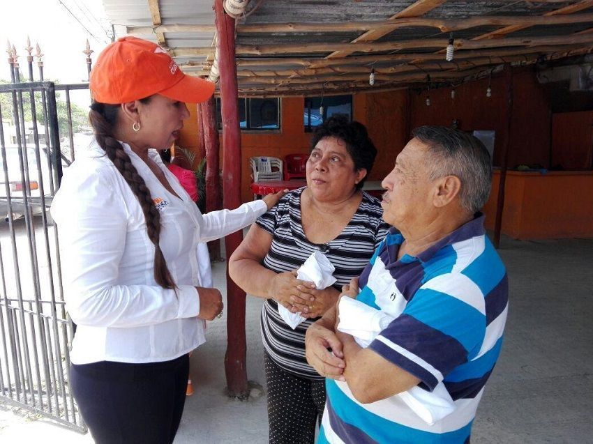Lamenta Ludivina Menchaca el mal actuar de los policías