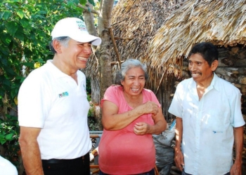 Ofrece José Dolores Baladez Chi, un proyecto de todos y para todos