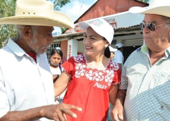 Arlet Mólgora ofrece alternativas para el desarrollo de comunidades rurales
