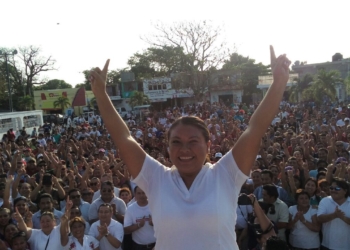 Vamos juntos a sumar voluntades y corazones: Romy Dzul